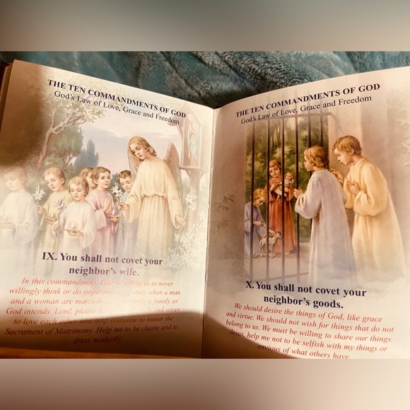 Child of God prayer book gold metallic edging vintage art beautiful - Picture 11 of 14